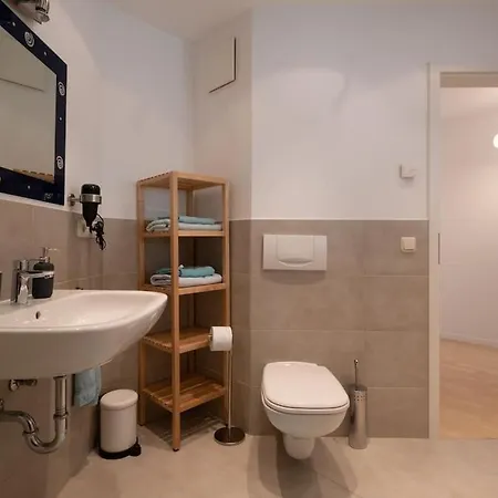Wohnen Am Schloss Reithbahnstraße 9 B Apartment *